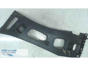 Used Rear bumper bracket, left Citroen C4 Picasso (UD/UE/UF) 1.6 16V VTi 120 Price on request offered by Autodemontage van de Laar