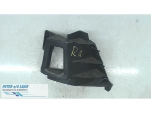Used Rear bumper bracket, right Citroen C4 Picasso (UD/UE/UF) 1.6 16V VTi 120 Price on request offered by Autodemontage van de Laar