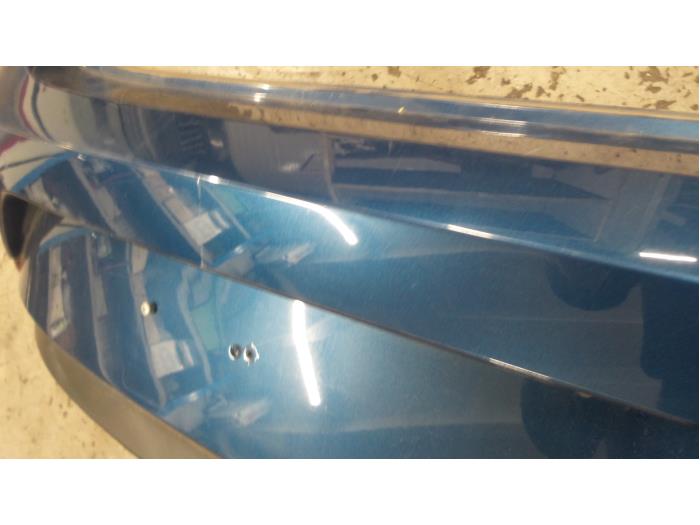 Parachoques trasero de un Seat Ibiza IV (6J5) 1.2 12V 2015