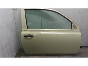 Używane Drzwi prawe wersja 2-drzwiowa Nissan Micra (K12) 1.2 16V Cena € 150,00 Procedura marży oferowane przez Autodemontage van de Laar