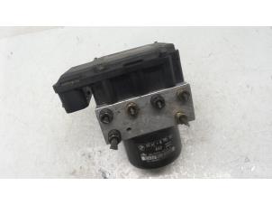 Used ABS pump BMW 3 serie (E46/4) 320i 24V Price on request offered by Autodemontage van de Laar