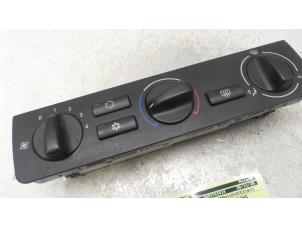 Usados Panel de control de calefacción BMW 3 serie (E46/4) 320i 24V Precio € 40,00 Norma de margen ofrecido por Autodemontage van de Laar