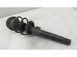 Used Front shock absorber rod, left BMW 3 serie (E46/4) 320i 24V Price € 40,00 Margin scheme offered by Autodemontage van de Laar