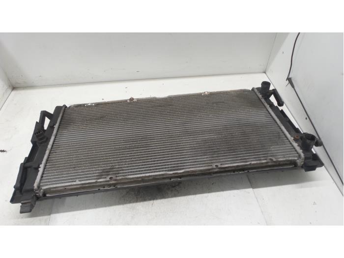 Used Radiator Volkswagen Transporter/Caravelle T4 2.4 D,Caravelle Price € 25,00 Margin scheme offered by Autodemontage van de Laar