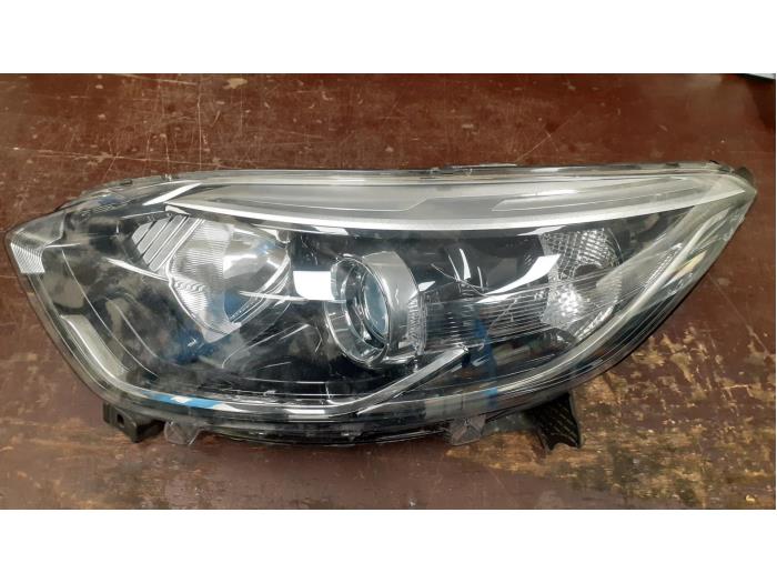 Phare Avant Full LED Pour Renault Captur - Référence 260606152R - Occasion