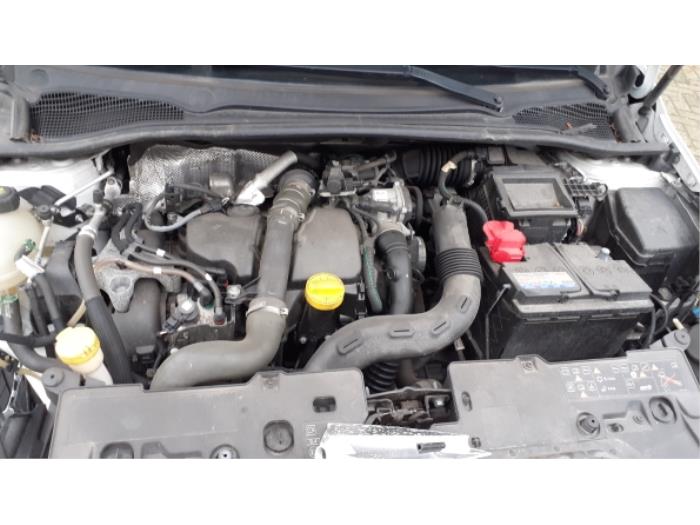 Engine from a Renault Clio IV (5R) 1.5 dCi 90 FAP 2016