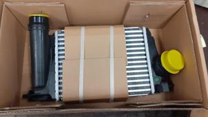 Neue Ladeluftkühler Renault Megane Preis € 151,25 Mit Mehrwertsteuer angeboten von Autodemontage van de Laar