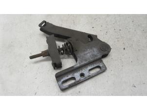 Used Parking brake mechanism Volkswagen Crafter 2.0 BiTDI Price on request offered by Autodemontage van de Laar