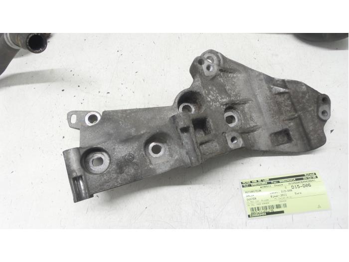 Used Engine mount Dacia Duster (HS) 1.5 dCi Price on request offered by Autodemontage van de Laar