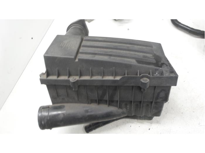 Air box from a Volkswagen Golf 2006