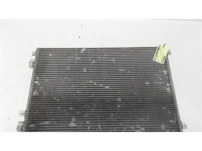 Usagé Radiateur clim Renault Scénic II (JM) 1.6 16V Prix € 70,00 Règlement à la marge proposé par Autodemontage van de Laar