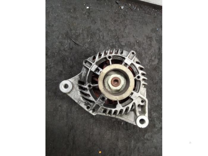 Begagnade Dynamo Peugeot Partner 1.4 Pris € 50,00 Marginaltabell erbjuds av Autodemontage van de Laar