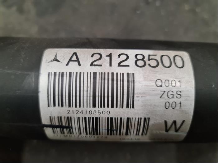 Używane Pólwal Mercedes CLS (C218) 400 3.5 Turbo V6 24V Cena € 650,00 Procedura marży oferowane przez Autodemontage van de Laar