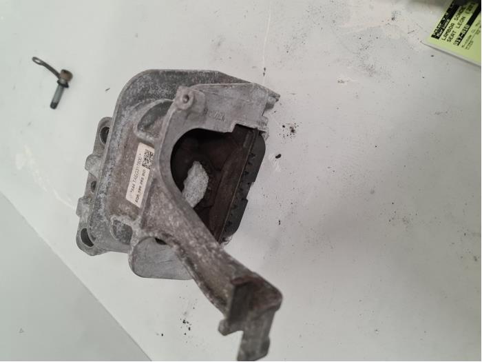 Usagé Support moteur Seat Leon SC (5FC) 1.2 TSI Ecomotive 16V Prix € 60,00 Règlement à la marge proposé par Autodemontage van de Laar