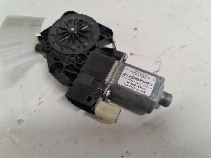 Usados Motor de ventanilla de puerta Mini Mini (R56) 1.6 16V Cooper Precio € 30,00 Norma de margen ofrecido por Autodemontage van de Laar