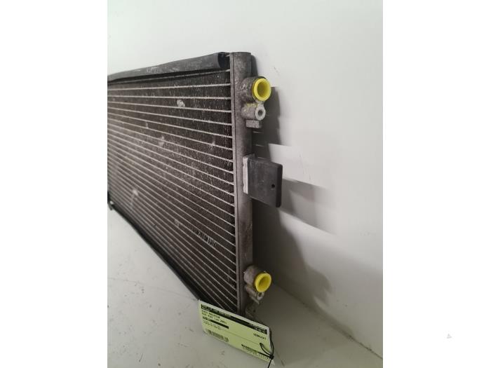 Air conditioning radiator from a MINI Mini One/Cooper (R50) 1.6 16V One 2003