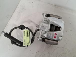 Used Front brake calliper, right Renault Megane IV Estate (RFBK) 1.5 Energy dCi 110 Price € 108,90 Inclusive VAT offered by Autodemontage van de Laar