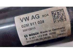 Anlasser van een Volkswagen Caddy III (2KA,2KH,2CA,2CH) 2.0 TDI 16V 2013