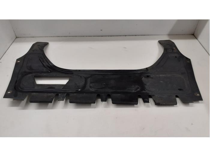 Engine protection panel from a Skoda Fabia (6Y2) 1.4i 16V 2005