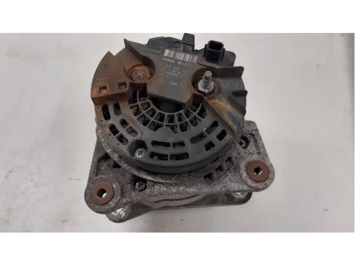Gebrauchte Dynamo Renault Modus/Grand Modus (JP) 1.5 dCi 65 FAP Preis € 50,00 Margenregelung angeboten von Autodemontage van de Laar
