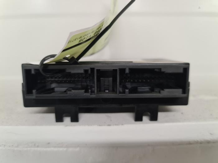 Używane Modul climatronic BMW 1 serie (F20) 118i 1.5 TwinPower 12V Cena € 100,00 Procedura marży oferowane przez Autodemontage van de Laar