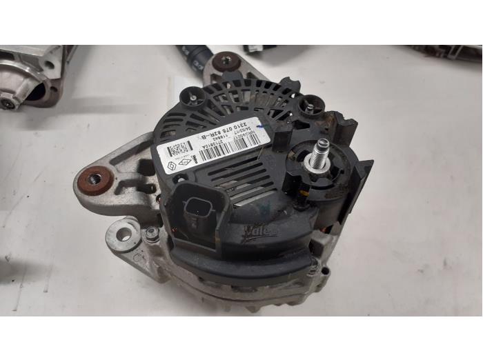 Begagnade Dynamo Dacia Sandero II 1.0 Sce 12V Pris € 90,00 Marginaltabell erbjuds av Autodemontage van de Laar
