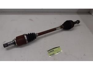 Used Front drive shaft, left Dacia Sandero II 1.0 Sce 12V Price € 120,00 Margin scheme offered by Autodemontage van de Laar