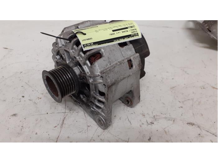 Begagnade Dynamo Renault Grand Scénic II (JM) 1.9 dCi 130 Pris € 50,00 Marginaltabell erbjuds av Autodemontage van de Laar