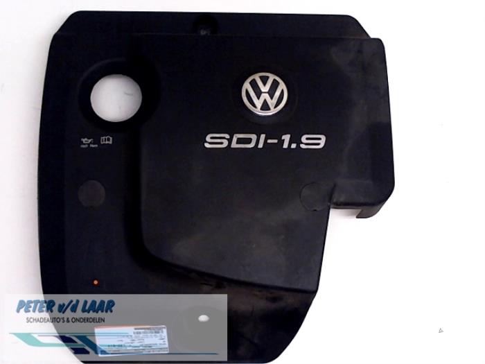 Plaque de protection moteur d'un Volkswagen Caddy II (9K9A) 1.9 SDI 2001