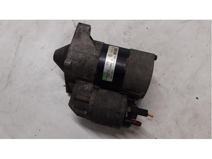 Gebrauchte Anlasser Renault Clio II (BB/CB) 1.2 16V Preis € 40,00 Margenregelung angeboten von Autodemontage van de Laar