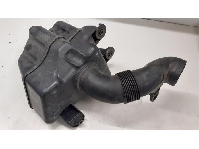 Begagnade Luftfilterhus Seat Altea (5P1) 2.0 FSI 16V Pris € 40,00 Marginaltabell erbjuds av Autodemontage van de Laar