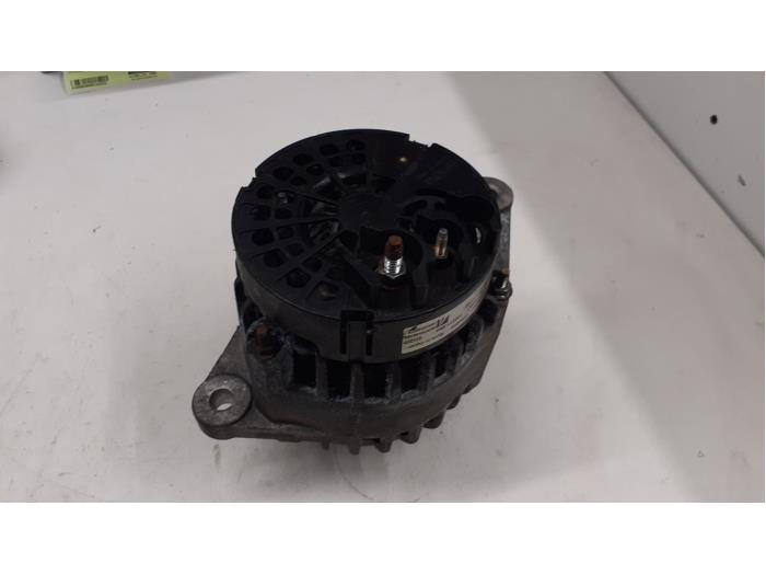 Gebrauchte Dynamo Opel Zafira 1.8 16V Ecotec Preis € 50,00 Margenregelung angeboten von Autodemontage van de Laar