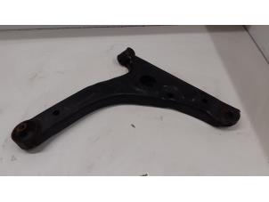 Used Front wishbone, right Ford Mondeo III Price on request offered by Autodemontage van de Laar