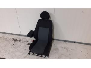 Used Seat, left Opel Meriva 1.7 CDTI 16V Price € 80,00 Margin scheme offered by Autodemontage van de Laar