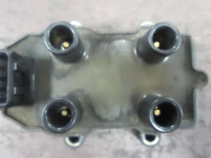 Usagé Bobine Peugeot 106 II 1.0 Sketch,XN,XR,XT,Accent Prix € 35,00 Règlement à la marge proposé par Autodemontage van de Laar