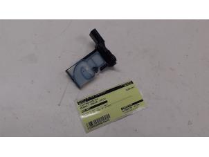 Usados Medidor de masa de aire Renault Kadjar (RFEH) 1.5 Blue dCi Precio de solicitud ofrecido por Autodemontage van de Laar