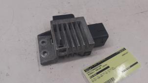 Used Cooling fan resistor Renault Kadjar Price on request offered by Autodemontage van de Laar
