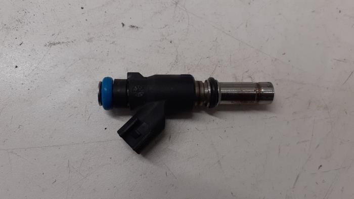 Injector (petrol injection) from a Opel Astra H SW (L35) 1.6 16V Twinport 2007