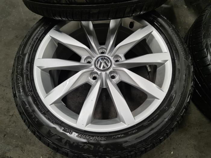 Sport rims set + tires Volkswagen Golf - 5G0601025CH Alloy VW-AG