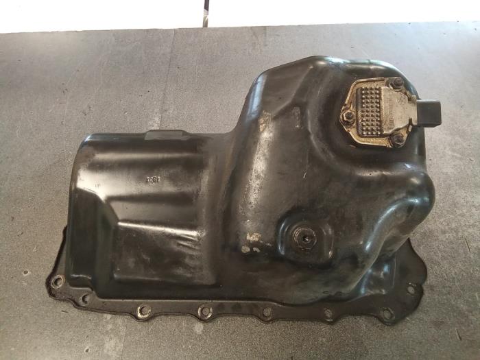 Gebrauchte Ölwanne BMW 3 serie (E90) 320i 16V Preis € 60,00 Margenregelung angeboten von Autodemontage van de Laar