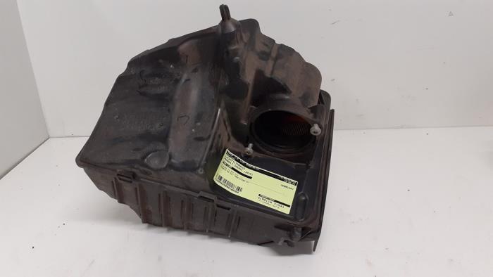 Gebrauchte Luftfiltergehäuse Renault Scénic III (JZ) 1.9 dCi Preis € 50,00 Margenregelung angeboten von Autodemontage van de Laar