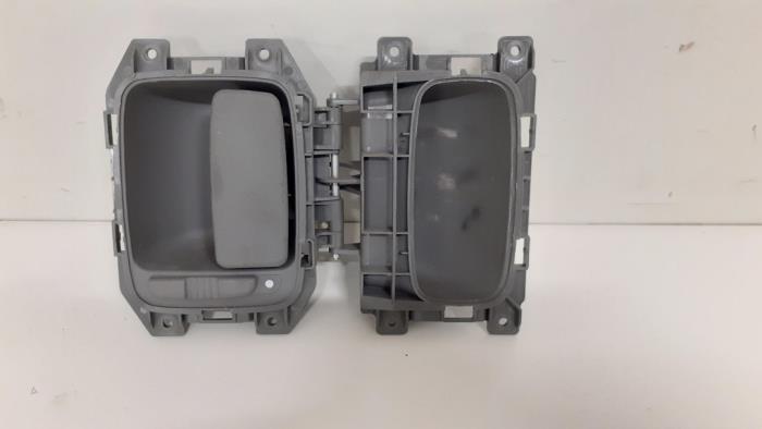Handle from a Volkswagen Crafter 2.0 TDI 16V 2016