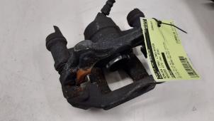 Used Rear brake calliper, left Mercedes Vito (447.6) 2.2 114 CDI 16V Price € 80,00 Margin scheme offered by Autodemontage van de Laar