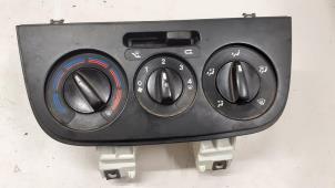 Usados Panel de control de calefacción Peugeot Bipper (AA) 1.3 HDI Precio € 35,00 Norma de margen ofrecido por Autodemontage van de Laar