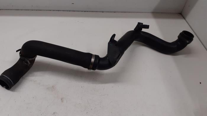 Gebrauchte Intercooler Rohr Peugeot Bipper (AA) 1.3 HDI Preis € 30,00 Margenregelung angeboten von Autodemontage van de Laar