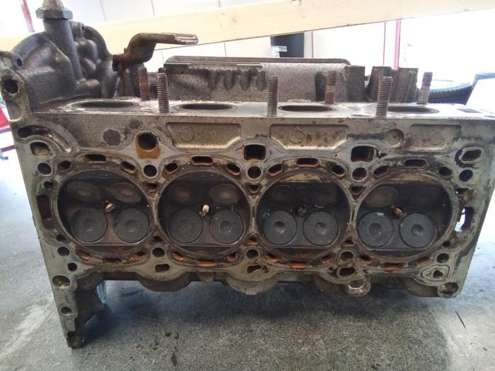 Cylinder head Opel Corsa 55562229 A12XER