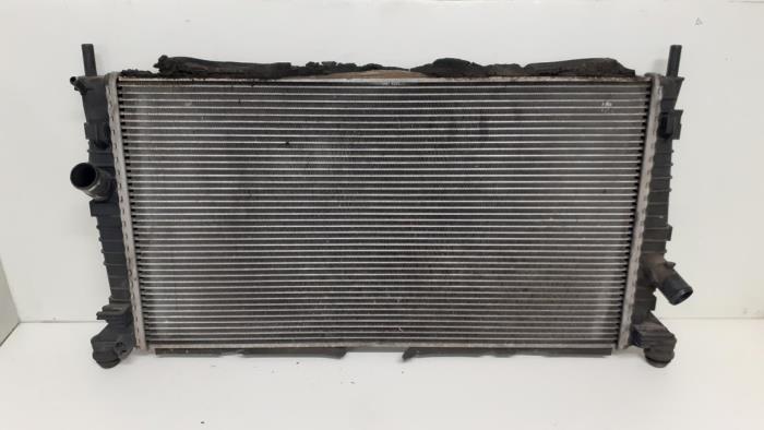 Radiator from a Ford Focus C-Max 1.6 16V 2004