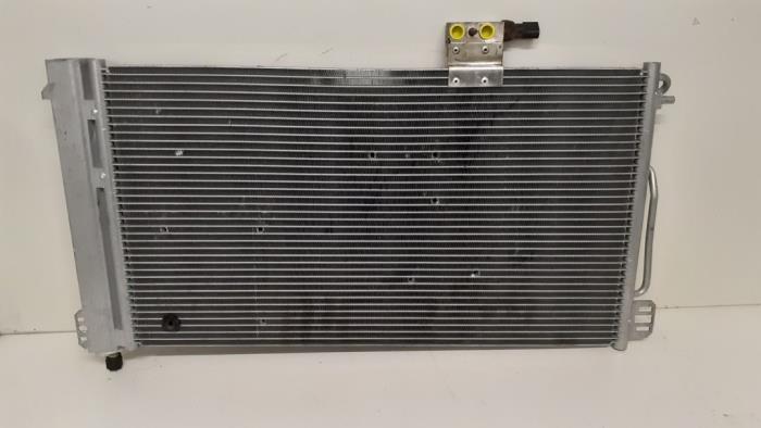 Usagé Radiateur clim Mercedes C Combi (S203) 2.7 C-270 CDI 20V Prix € 70,00 Règlement à la marge proposé par Autodemontage van de Laar