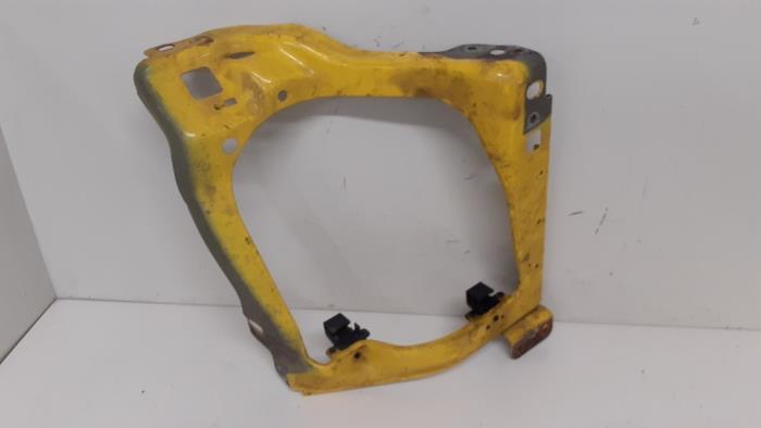 Headlight frame, right from a Ford Mondeo III  2009