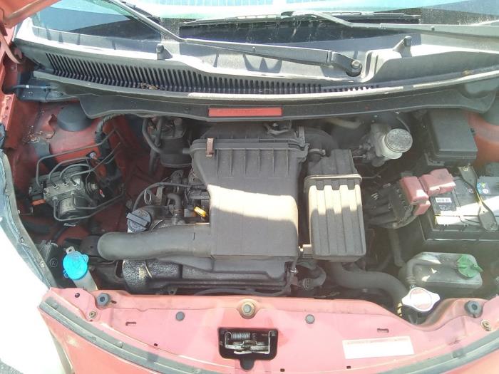 Używane Silnik Suzuki Alto 1.0 12V Cena € 400,00 Procedura marży oferowane przez Autodemontage van de Laar